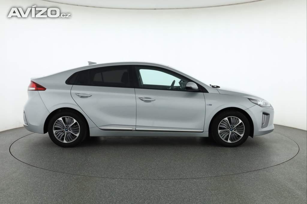 Foto inzerátu Hyundai Ioniq Plug-in-Hybrid