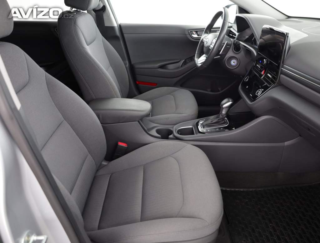 Foto inzerátu Hyundai Ioniq Plug-in-Hybrid