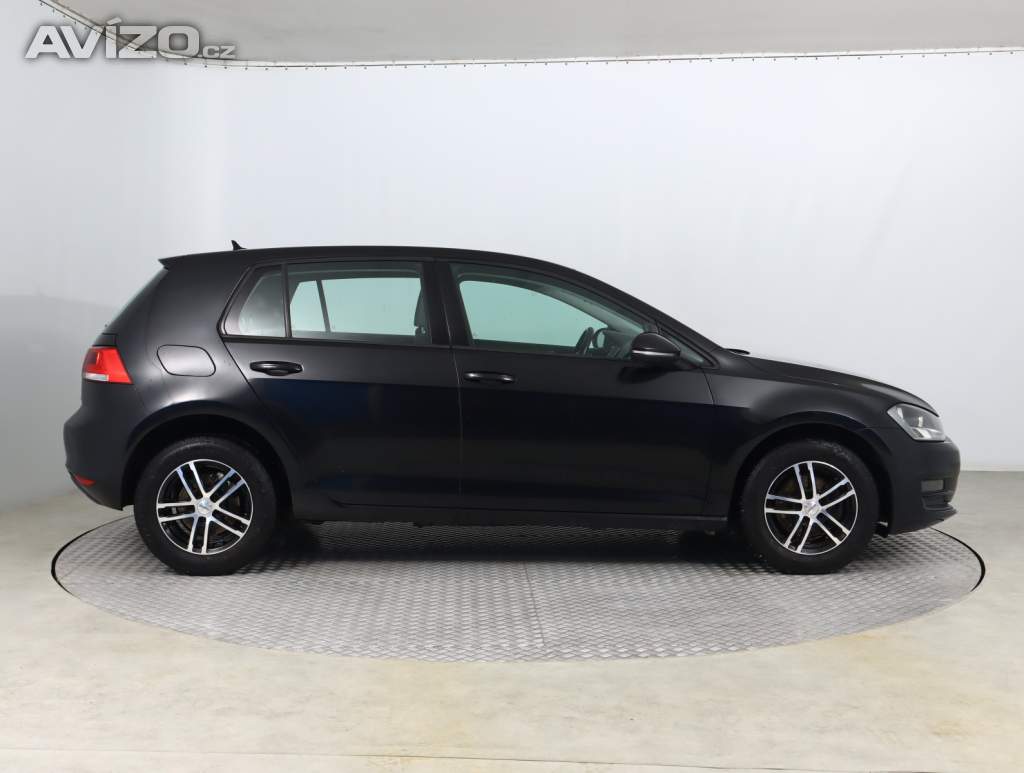 Foto inzerátu Volkswagen Golf 1.2 TSI