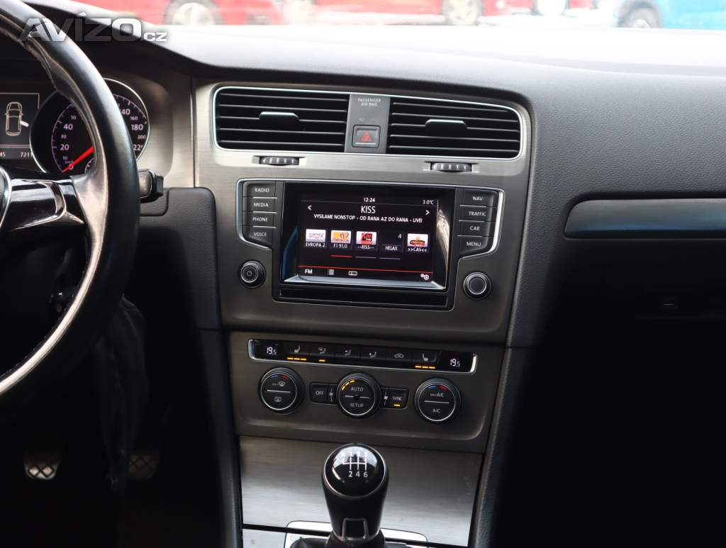 Foto inzerátu Volkswagen Golf 1.2 TSI