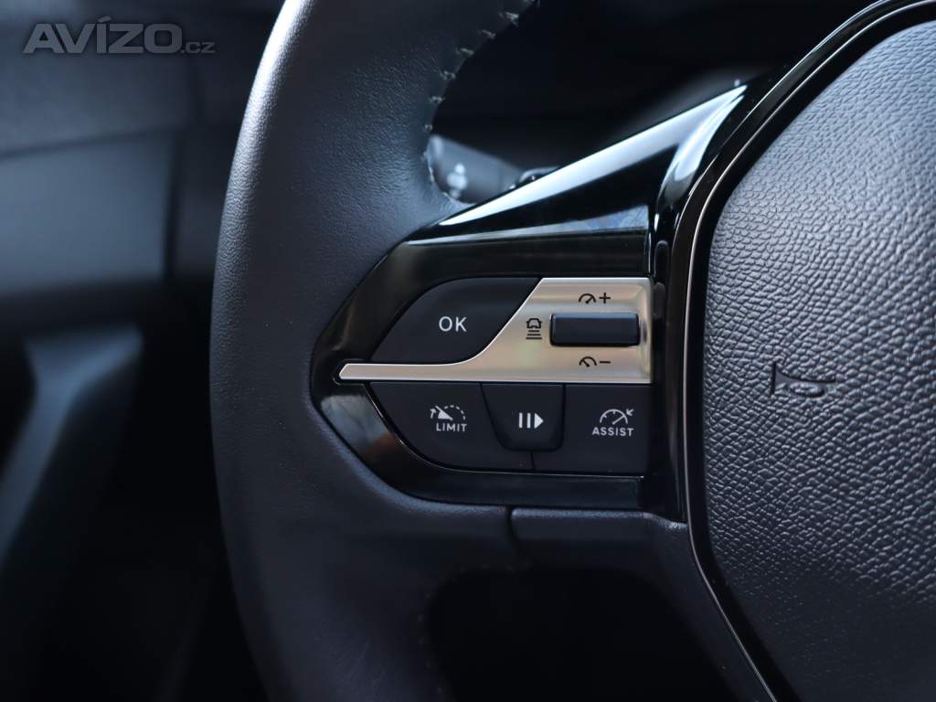 Foto inzerátu Peugeot 408 Hybrid 180