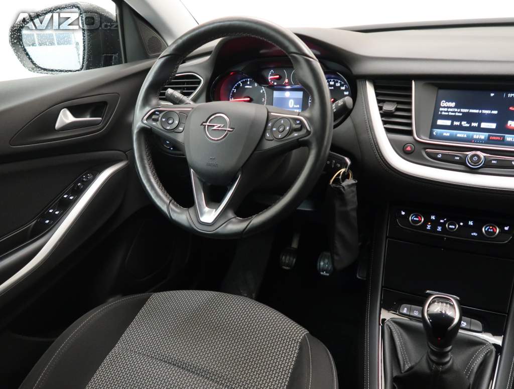 Foto inzerátu Opel Grandland 1.2 Turbo