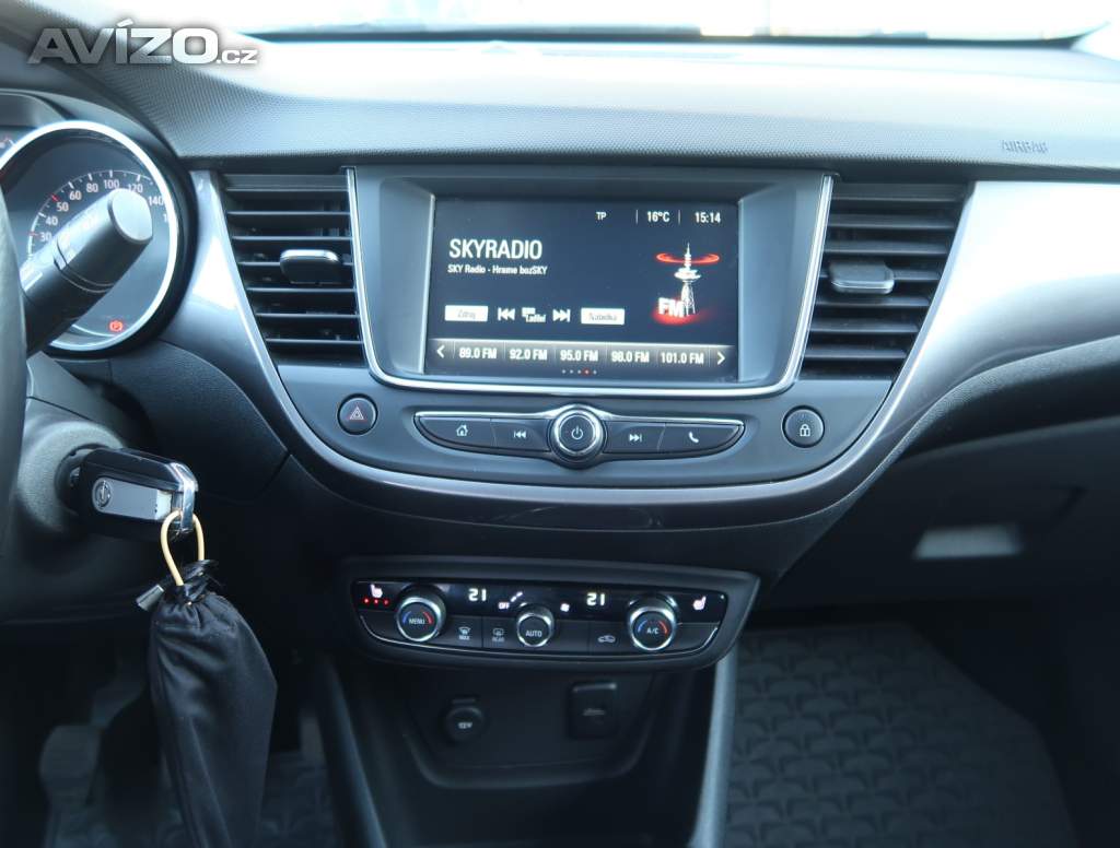 Foto inzerátu Opel Crossland 1.2 Turbo