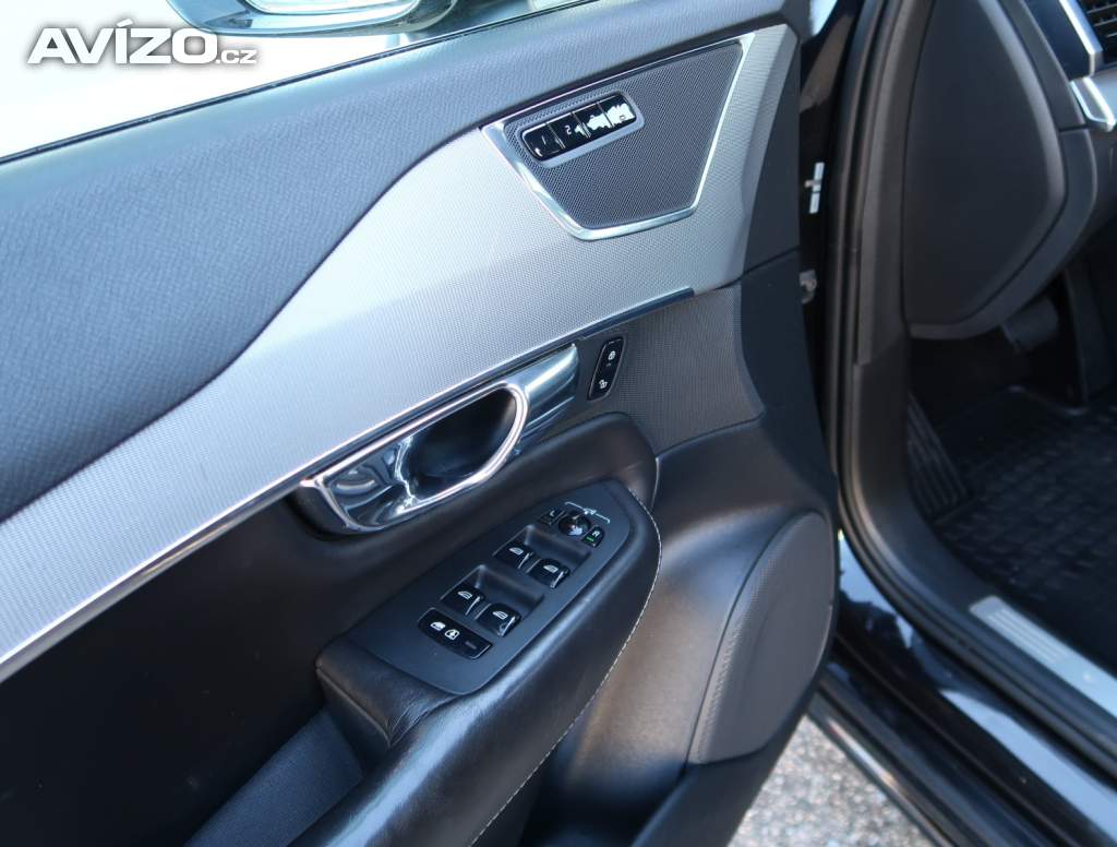 Foto inzerátu Volvo XC90 D4