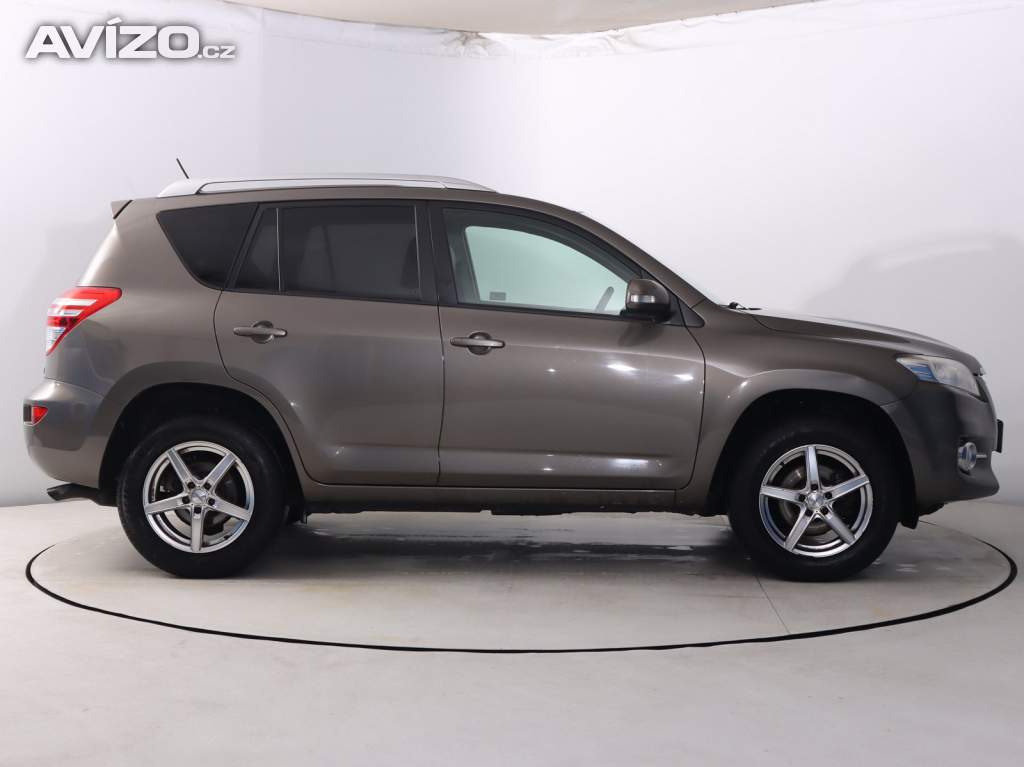 Foto inzerátu Toyota Rav4 2.2 D-4D