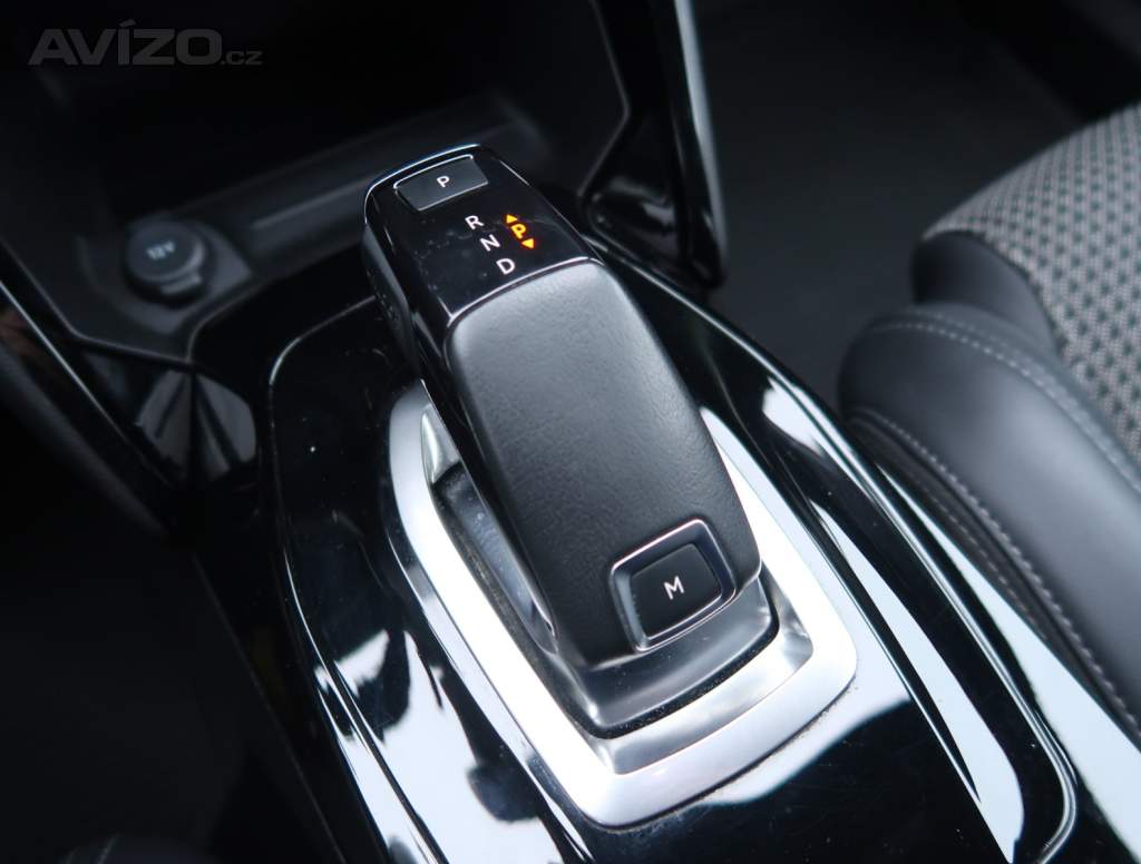 Foto inzerátu Peugeot 2008 1.5 BlueHDi