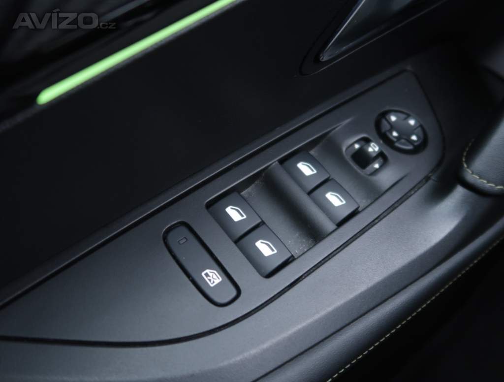 Foto inzerátu Peugeot 2008 1.5 BlueHDi