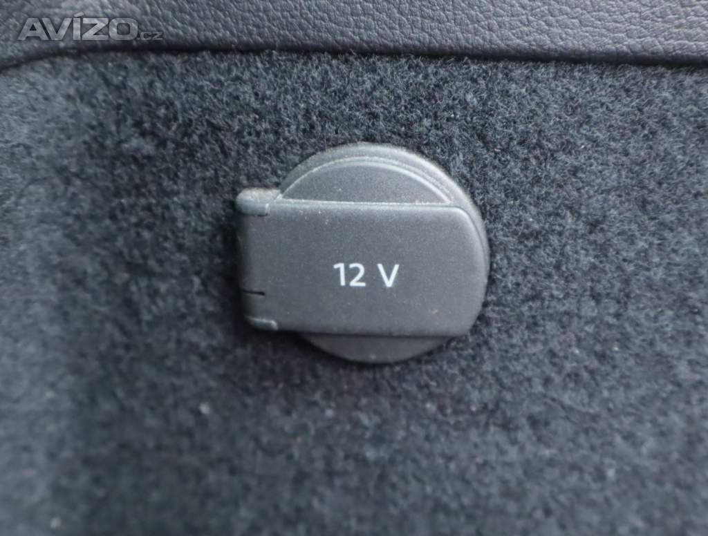 Foto inzerátu Volkswagen Touran 2.0 TDI