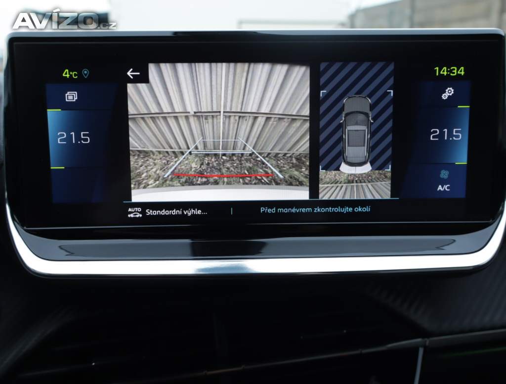 Foto inzerátu Peugeot e-2008 50 kWh