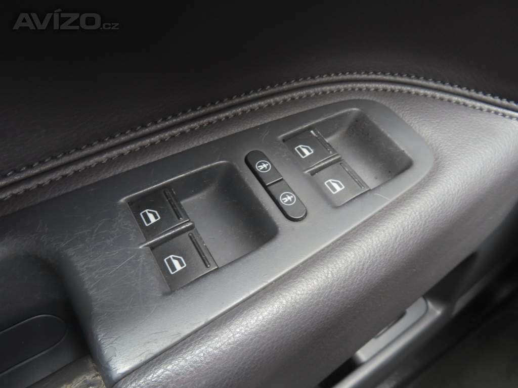 Foto inzerátu Volkswagen Touareg 3.0 V6 TDI