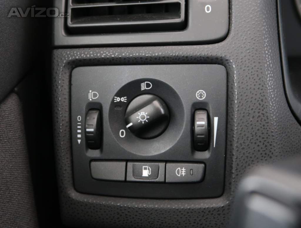 Foto inzerátu Volvo V50 1.6 D