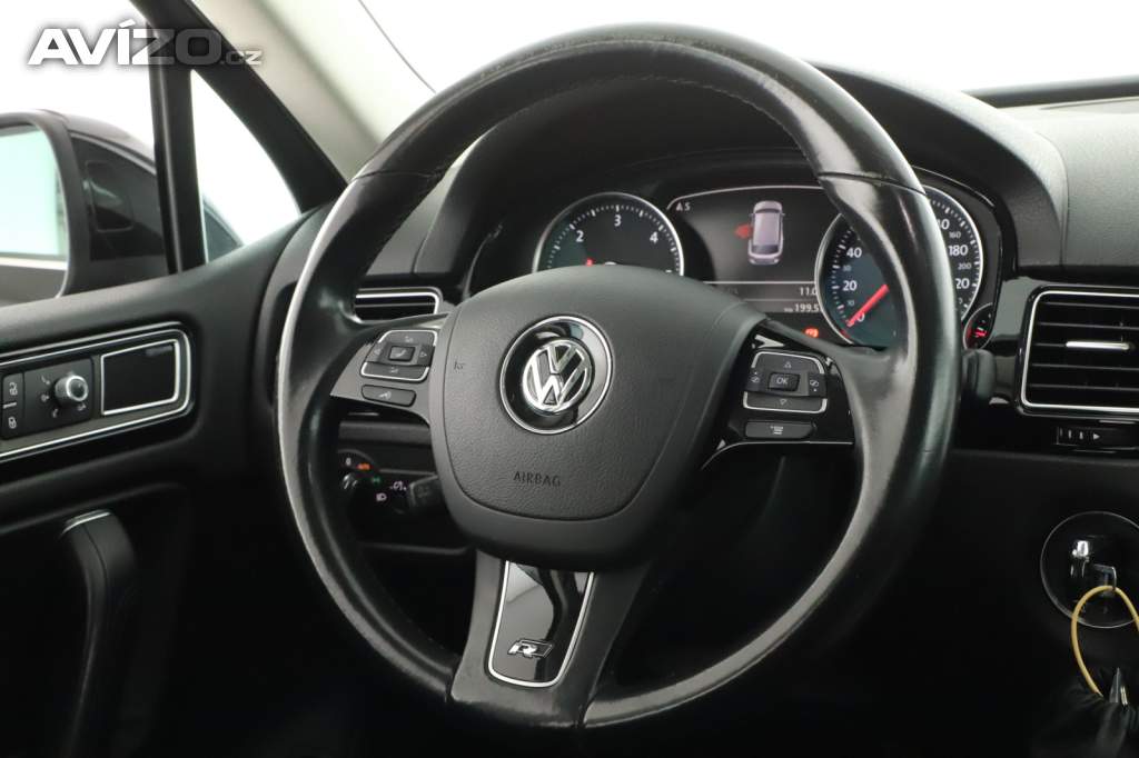 Foto inzerátu Volkswagen Touareg 3.0 TDI