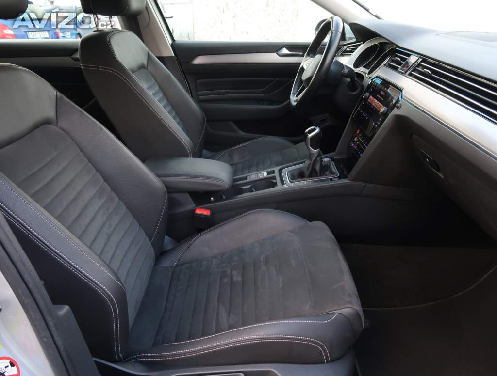 Foto inzerátu Volkswagen Passat 2.0 TDI