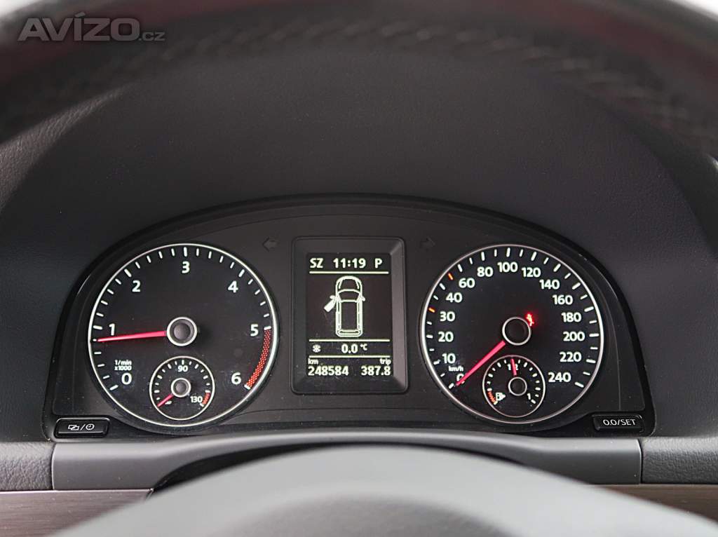 Foto inzerátu Volkswagen Touran 1.6 TDI