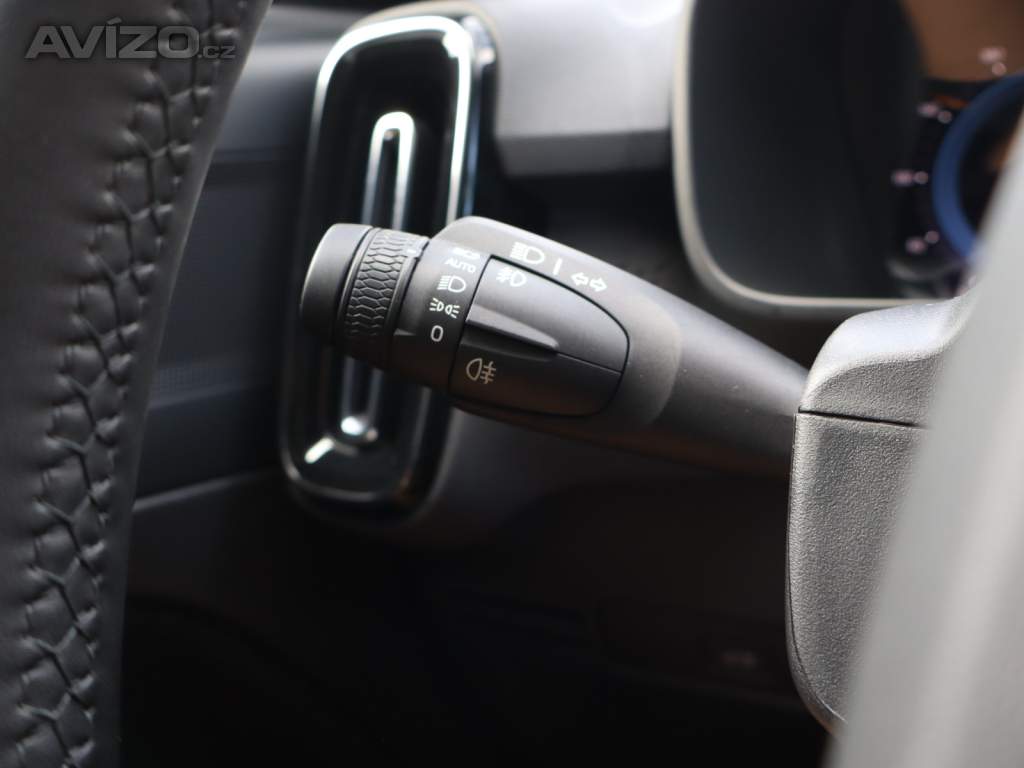 Foto inzerátu Volvo XC40 Recharge Twin Motor