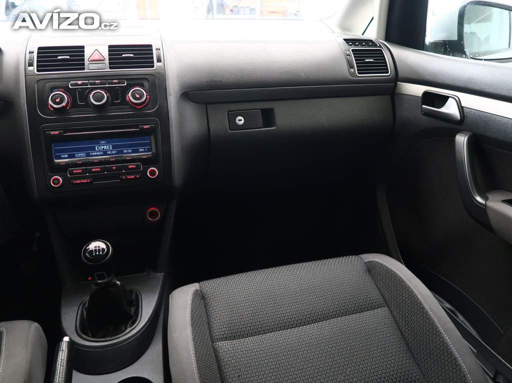 Foto inzerátu Volkswagen Touran 1.6 TDI