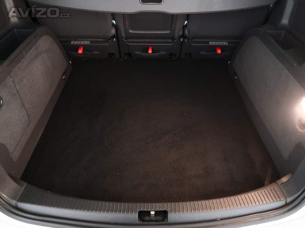 Foto inzerátu Volkswagen Touran 1.6 TDI