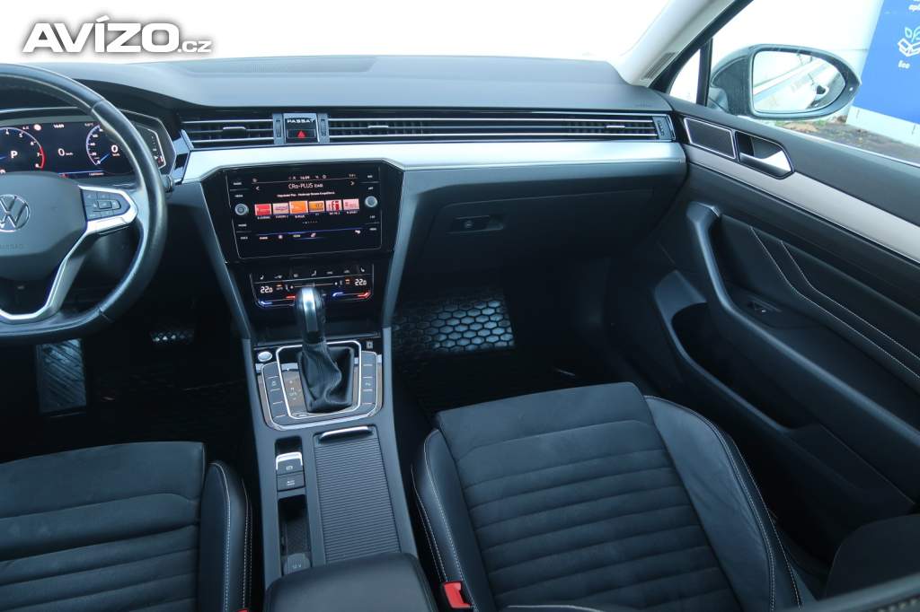 Foto inzerátu Volkswagen Passat 1.5 TSI