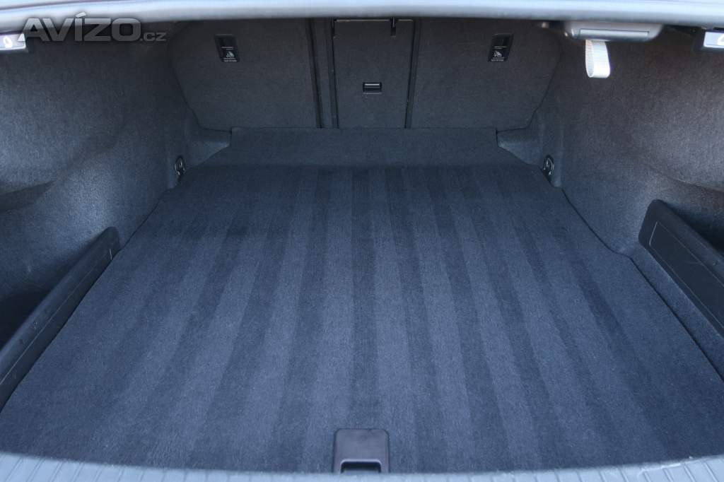 Foto inzerátu Volkswagen Passat 1.5 TSI