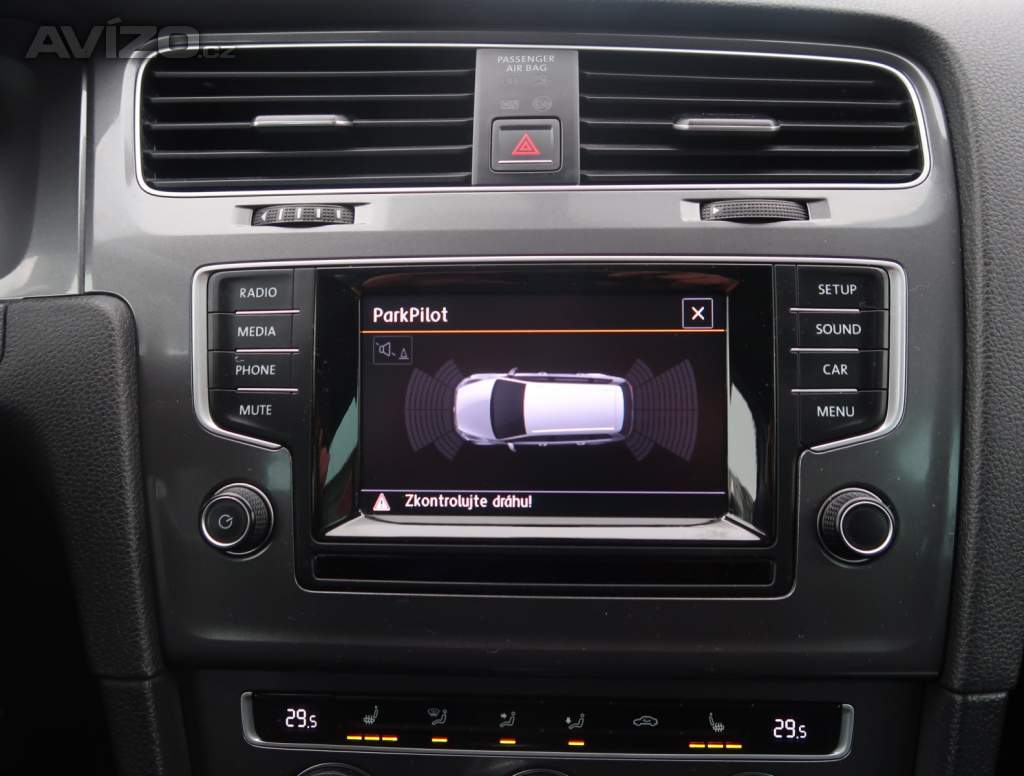 Foto inzerátu Volkswagen Golf 1.6 TDI