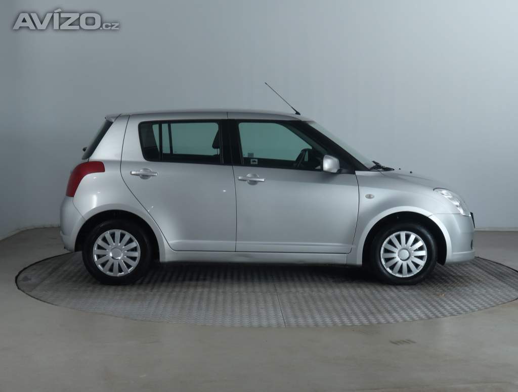 Foto inzerátu Suzuki Swift 1.3 i