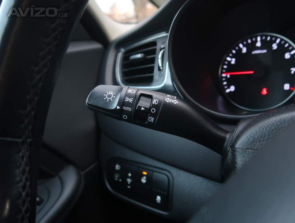 Foto inzerátu Kia Carens 1.6 GDI