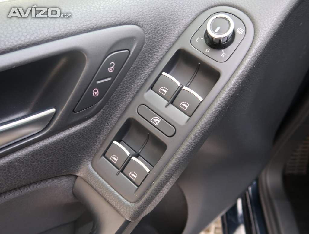 Foto inzerátu Volkswagen Golf 1.4 TSI