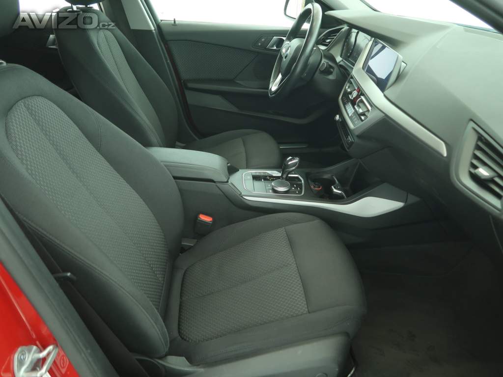 Foto inzerátu BMW Řada 1 118i