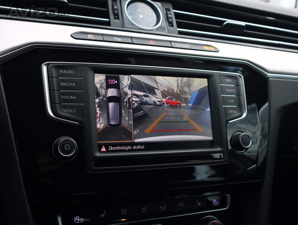 Foto inzerátu Volkswagen Passat 2.0 TDI