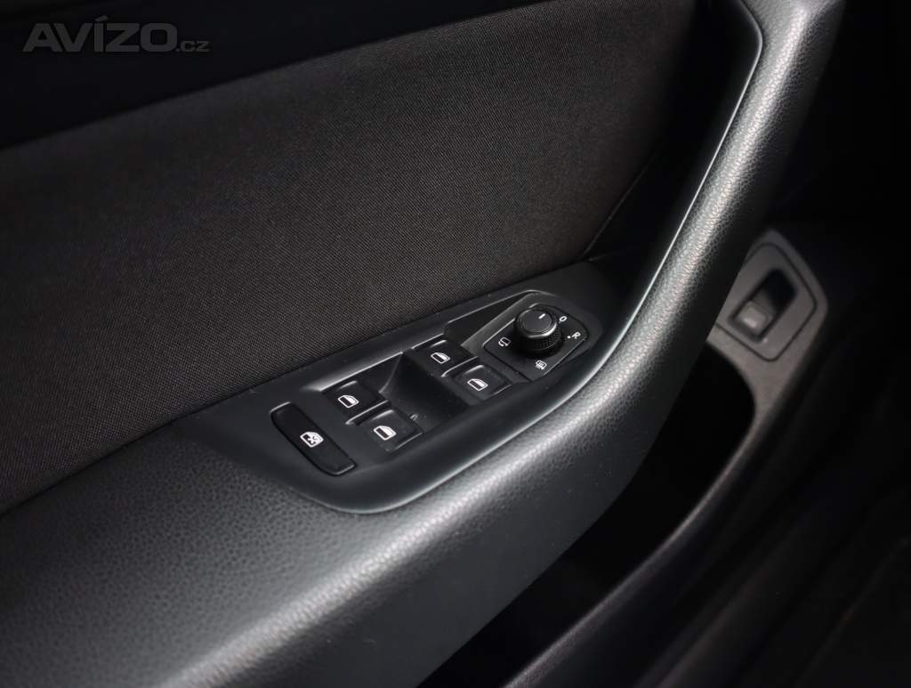 Foto inzerátu Volkswagen Passat 2.0 TDI