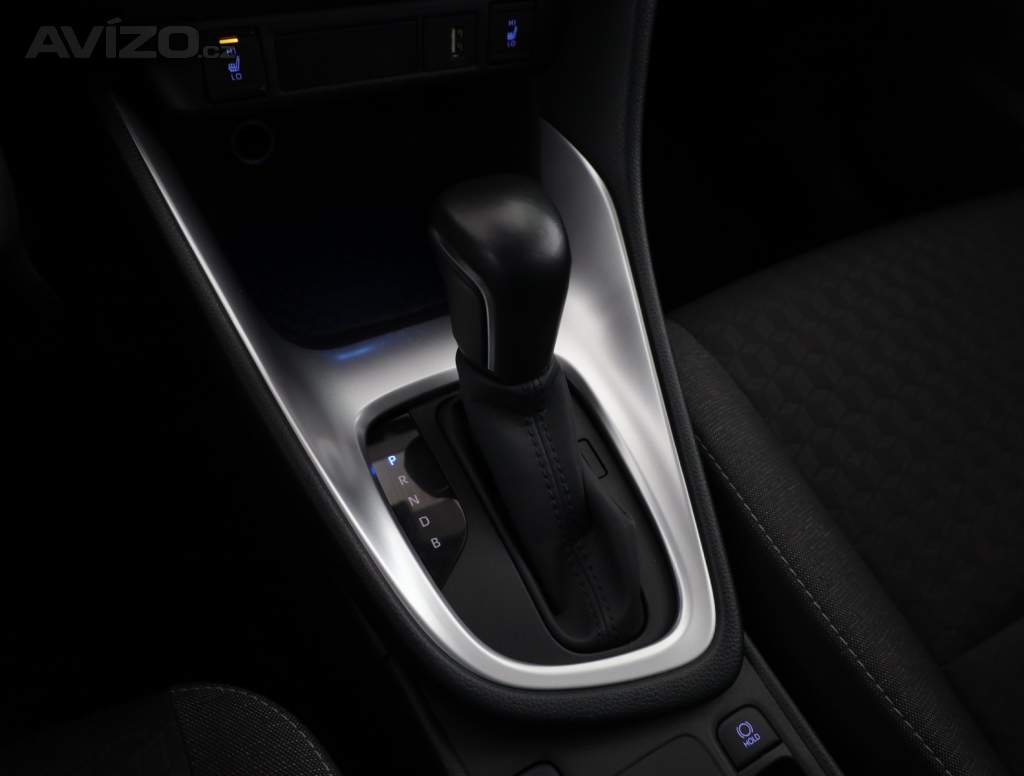 Foto inzerátu Toyota Yaris 1.5 VVT-i Hybrid