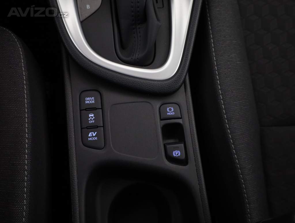 Foto inzerátu Toyota Yaris 1.5 VVT-i Hybrid