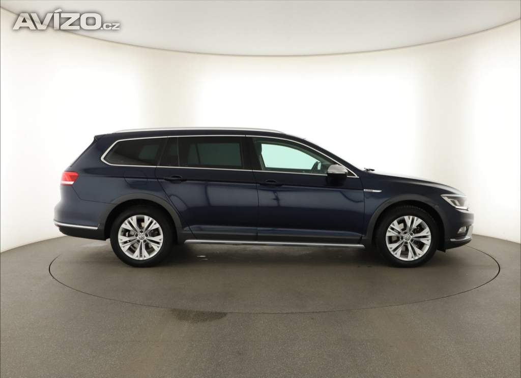 Foto inzerátu Volkswagen Passat 2.0 TDI