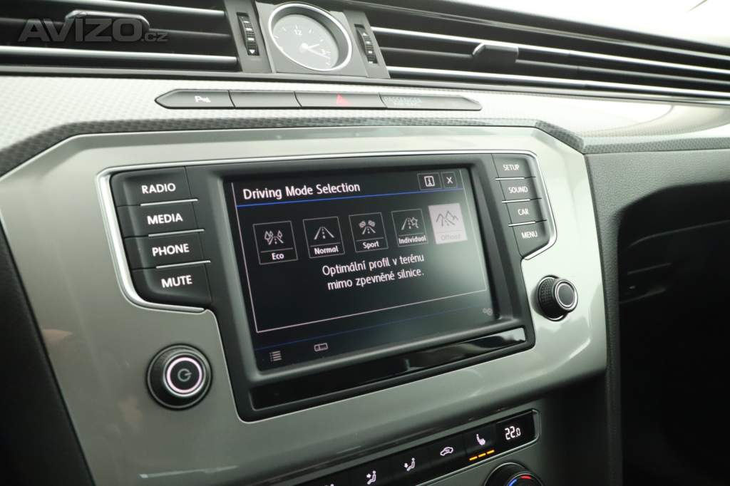 Foto inzerátu Volkswagen Passat 2.0 TDI