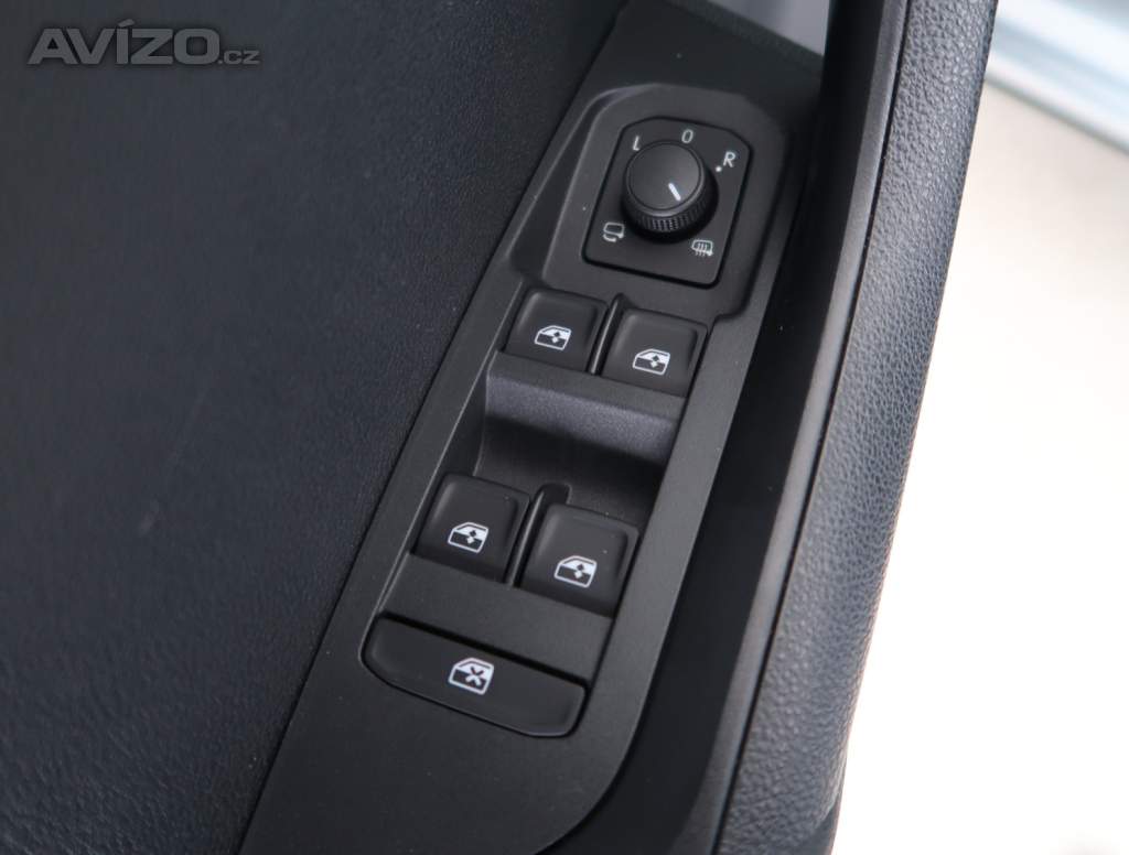 Foto inzerátu Škoda Karoq 1.5 TSI