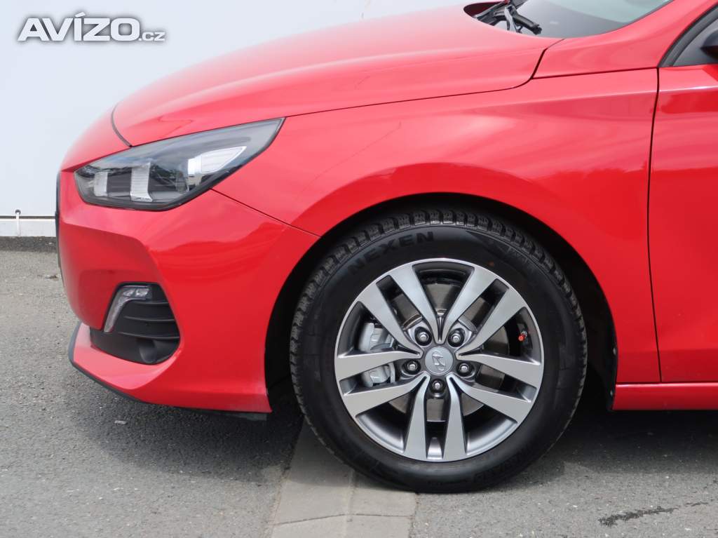 Foto inzerátu Hyundai i30 Fastback 1.0 T-GDI