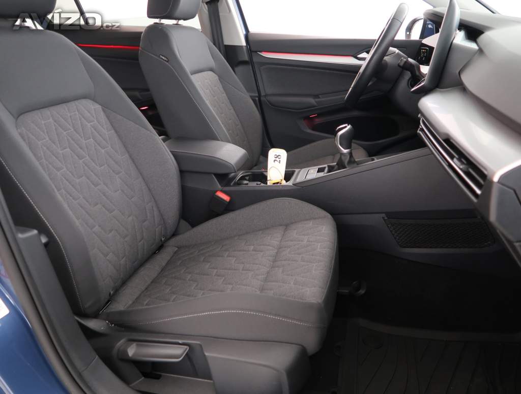 Foto inzerátu Volkswagen Golf 1.5 TSI