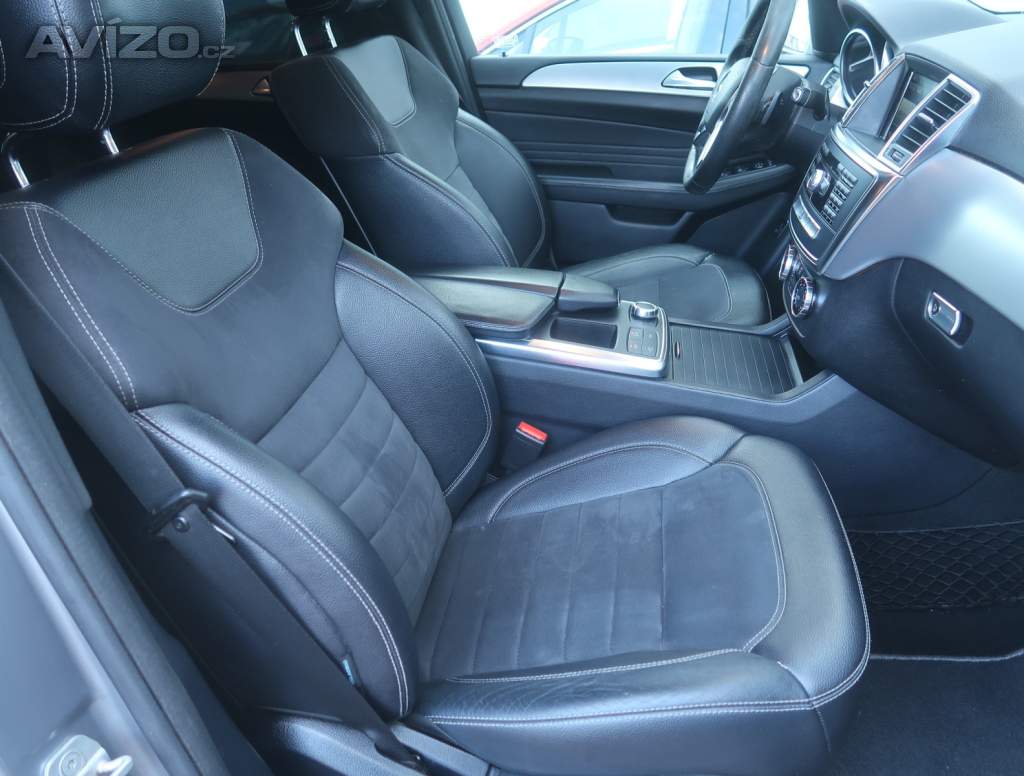 Foto inzerátu Mercedes-Benz ML ML 350 BlueTEC