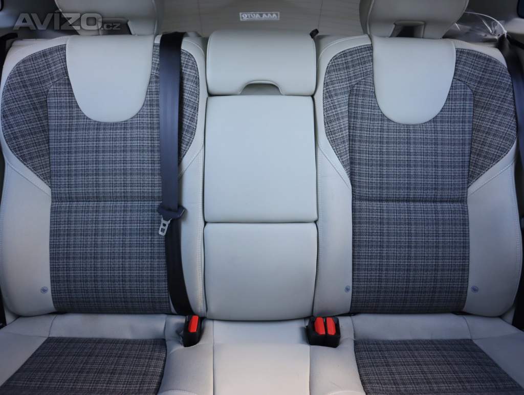 Foto inzerátu Volvo V40 1.5 T2