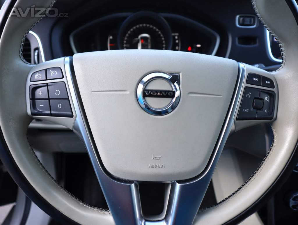 Foto inzerátu Volvo V40 1.5 T2