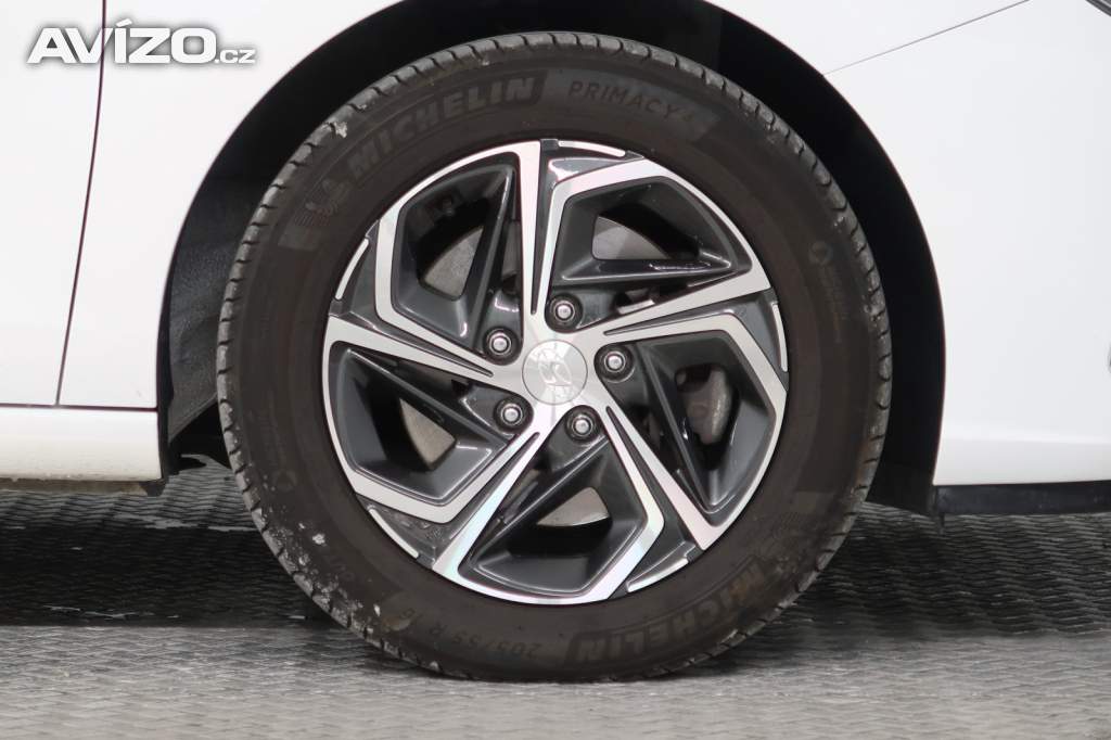 Foto inzerátu Hyundai i30 1.5 T-GDI MHEV