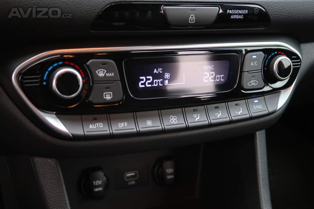 Foto inzerátu Hyundai i30 1.5 T-GDI MHEV