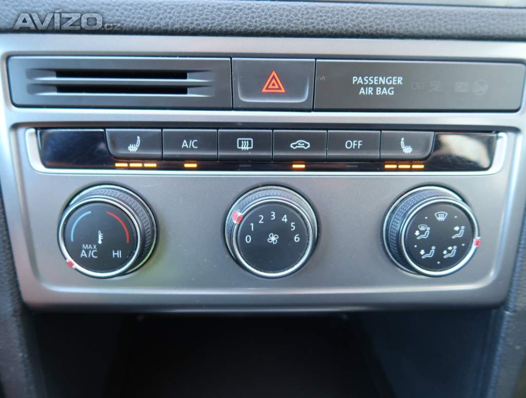 Foto inzerátu Volkswagen Golf Sportsvan 1.6 TDI