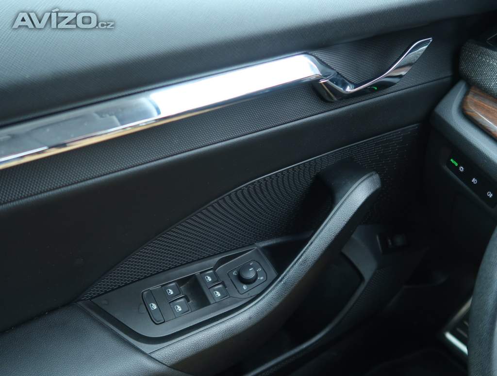 Foto inzerátu Škoda Octavia Scout 2.0 TDI