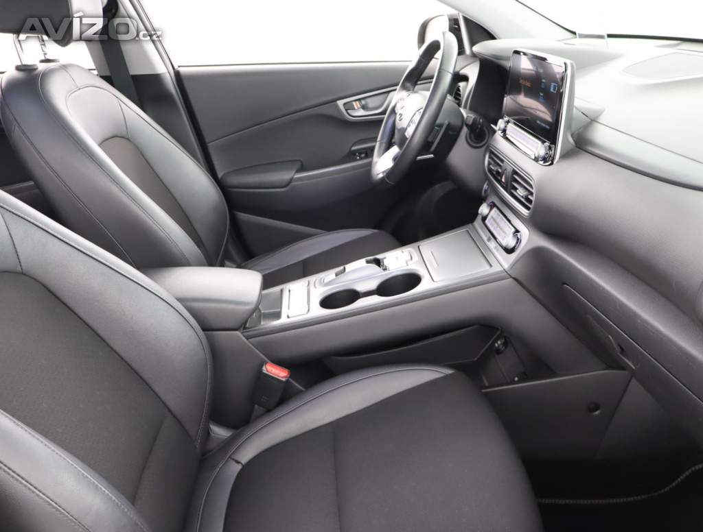 Foto inzerátu Hyundai Kona Electric 64 kWh