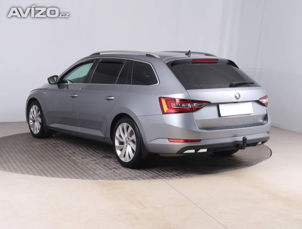 Foto inzerátu Škoda Superb 2.0 TSI