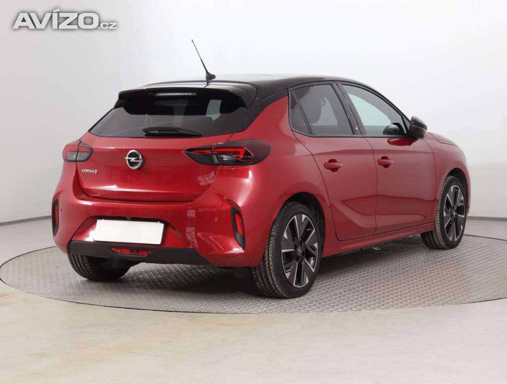 Foto inzerátu Opel Corsa-e 50 kWh