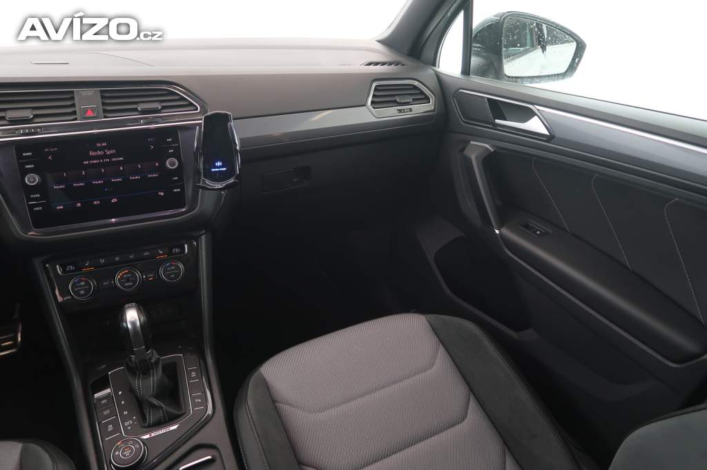 Foto inzerátu Volkswagen Tiguan 2.0 BiTDI