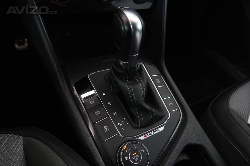 Foto inzerátu Volkswagen Tiguan 2.0 BiTDI