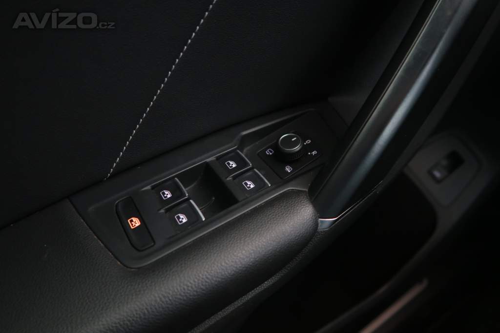 Foto inzerátu Volkswagen Tiguan 2.0 BiTDI